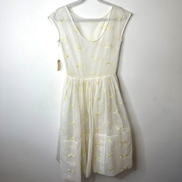 VINTAGE Sheer 50s Pale Lemon Yellow Floral Design Embroidered Sleeveless Dress - Picture 9 of 13